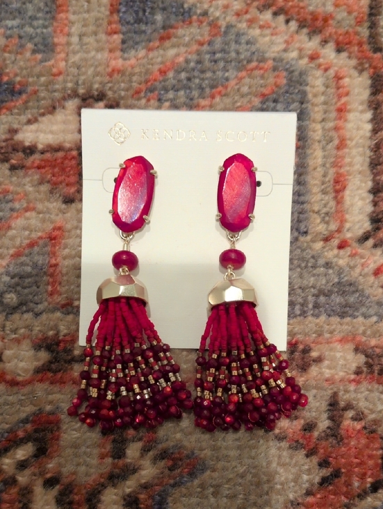 Kendra Scott Jewelry - Kendra Scott Dove Tassel Earring NWT
